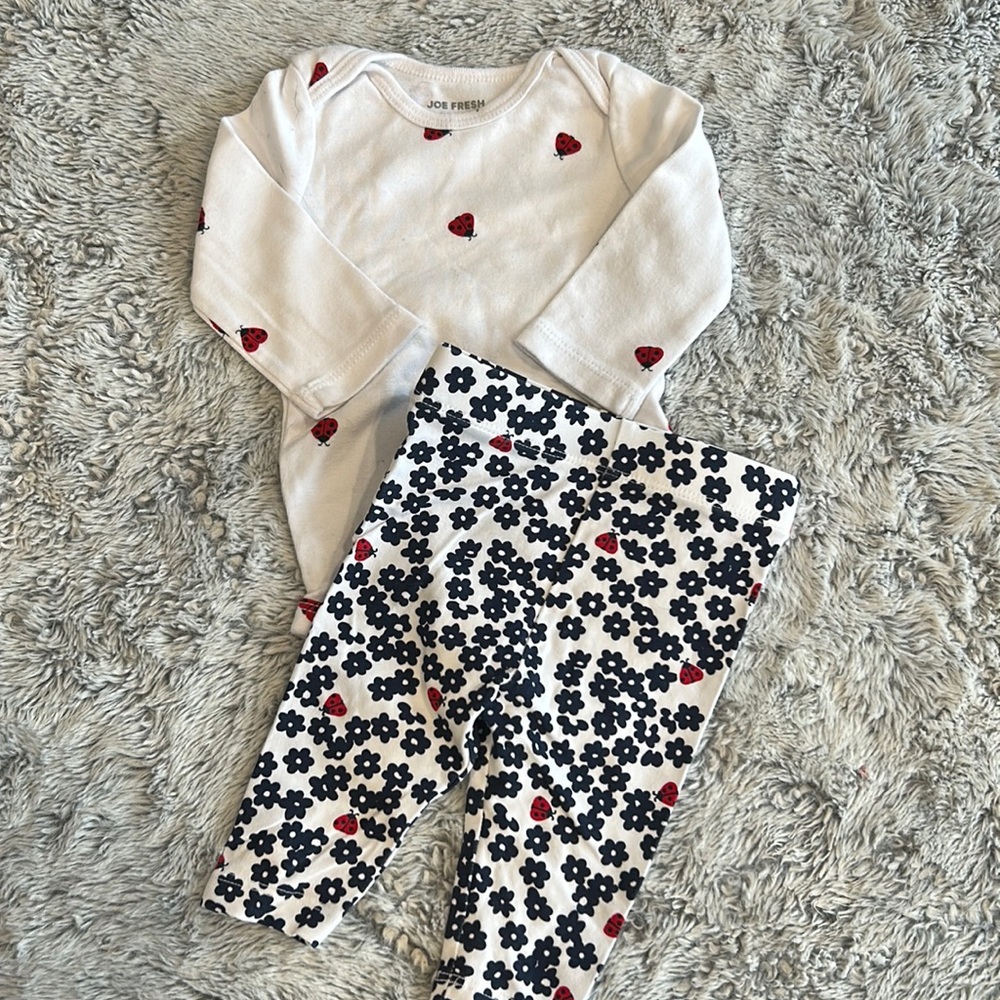 0-3M Joe Fresh Ladybug outfit
